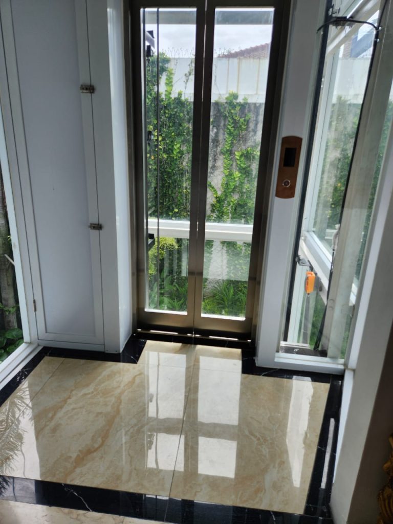 Harga Lift Restoran
